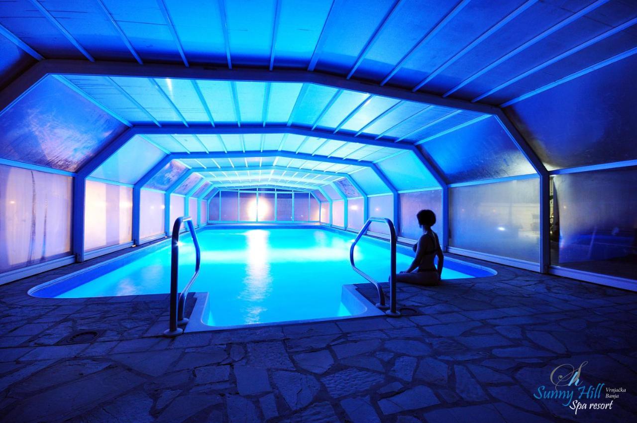 Sunny Hill Apartments & Aqua Park Врнячка-Баня Екстер'єр фото