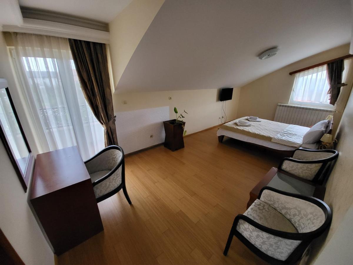 Sunny Hill Apartments & Aqua Park Врнячка-Баня Екстер'єр фото