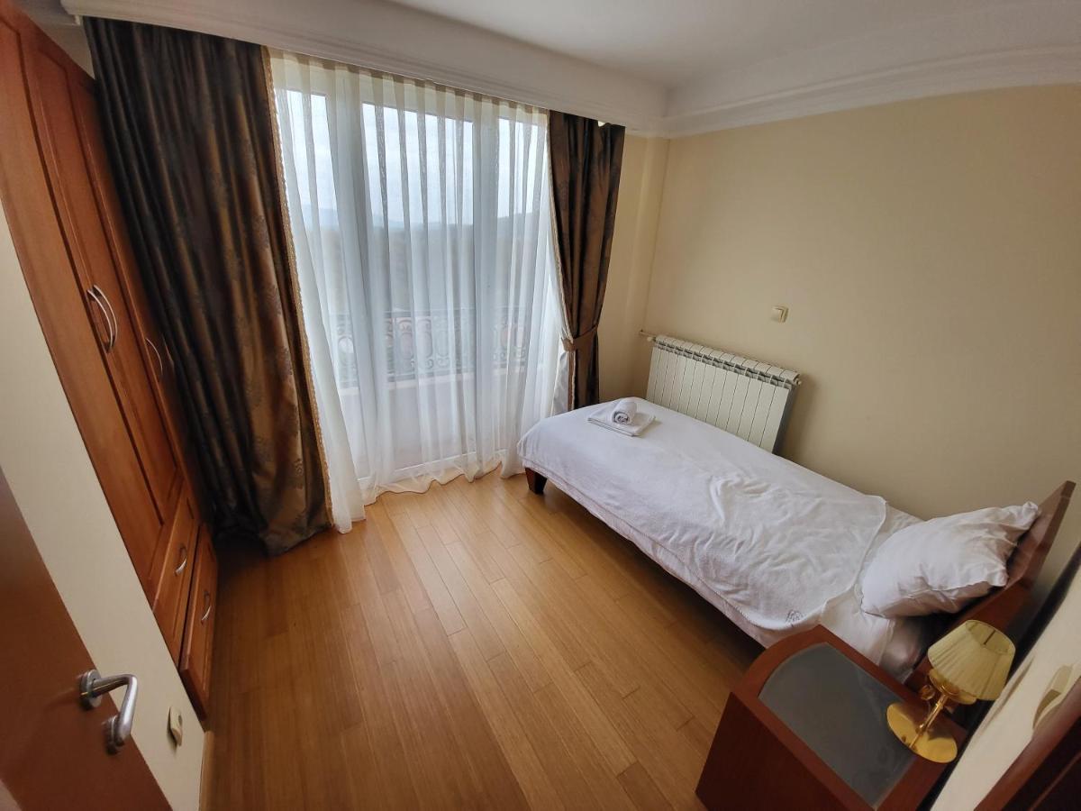 Sunny Hill Apartments & Aqua Park Врнячка-Баня Екстер'єр фото